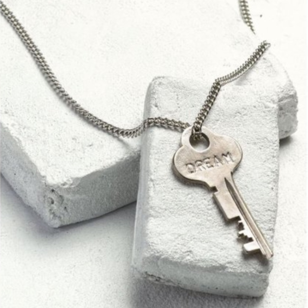 New TGK 27" Classic Pendant Silver